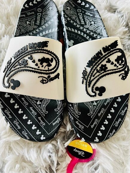 578d3f745632a012f400044b Shoes - 𝅺mickey Mouse Paisley Slides *SIZE 9*